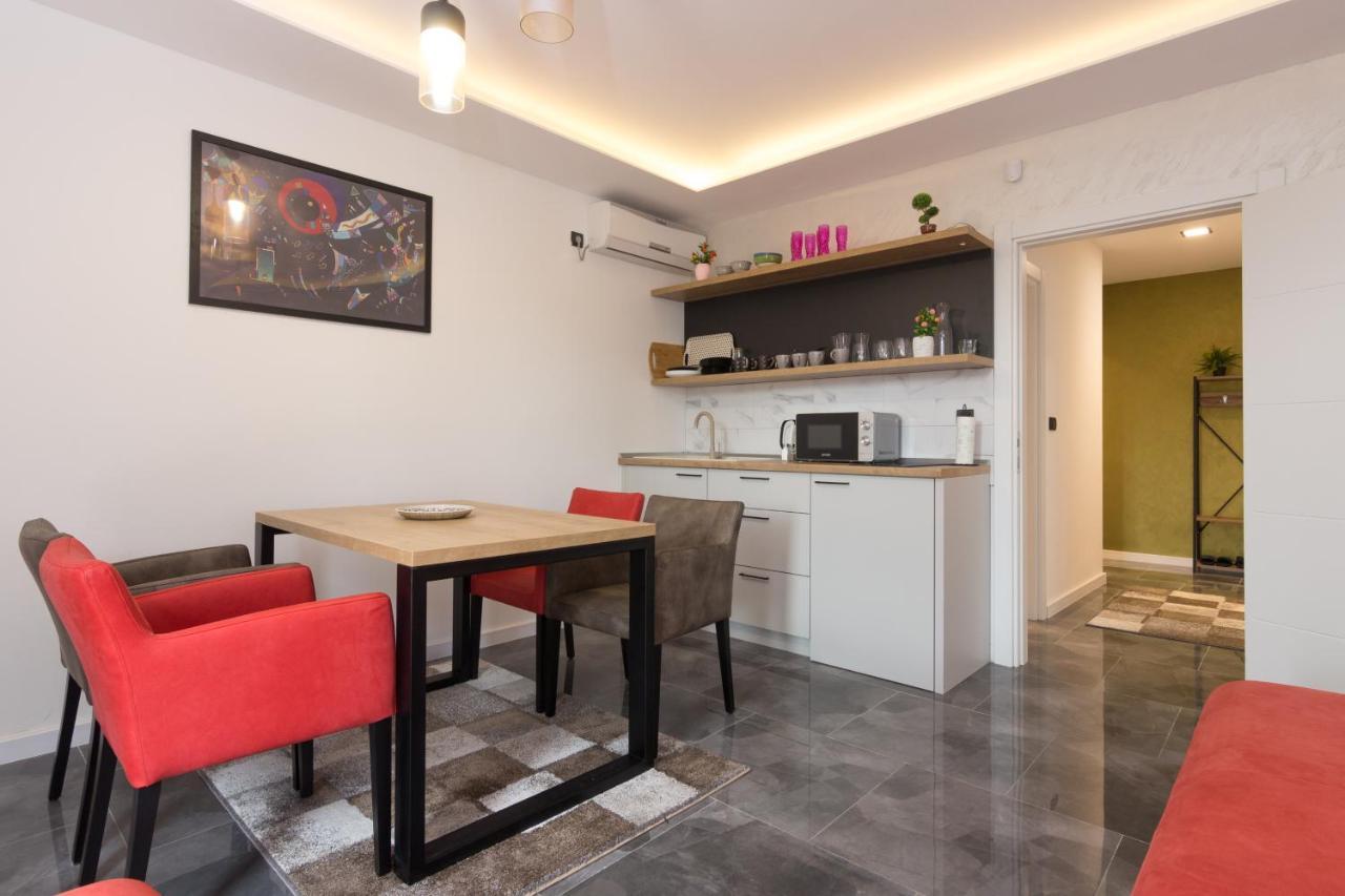 Deluxe Feliciano Apartments Visoko Exterior photo